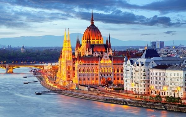 Визовые центры Венгрии могут увеличить количество мест для записи